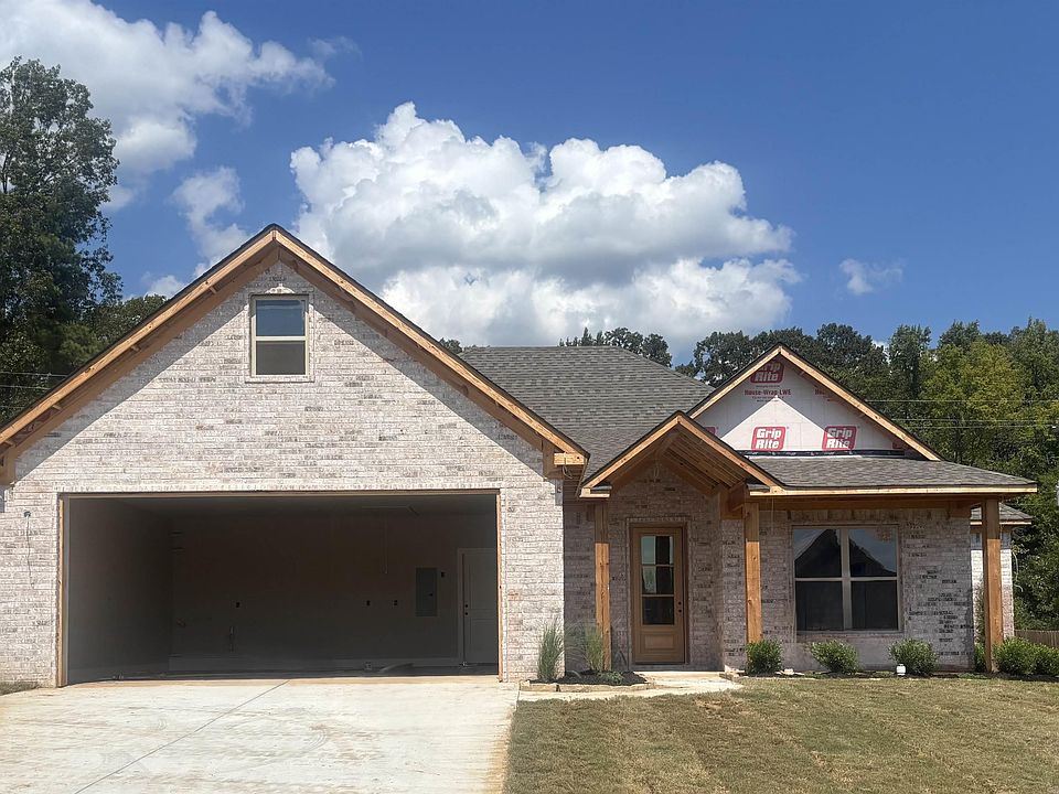 1st image of 117 Red Wing Way