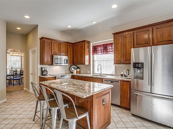 4th image of 4557 Paddington Ln