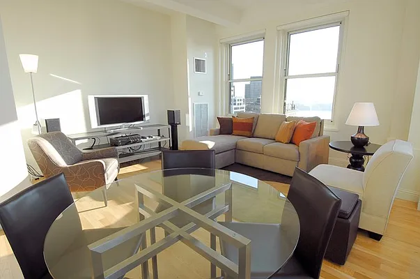 Rented by City Connections Realty | media 17