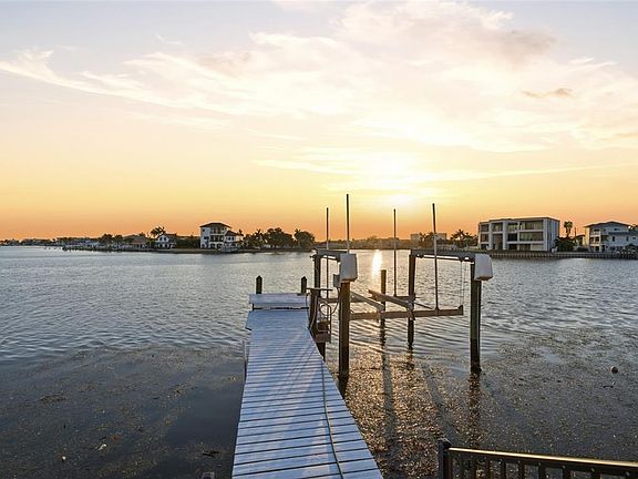 2nd image of 1818 DOLPHIN BOULEVARD S