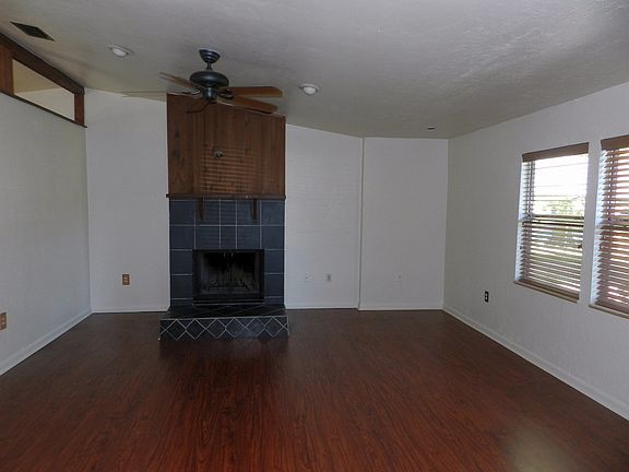 2nd image of 4623 NW 30th Ave