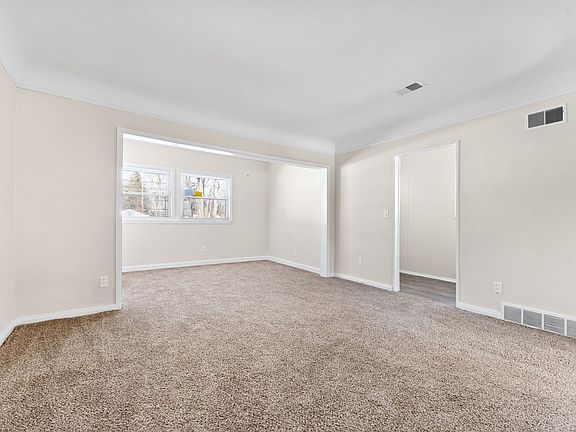 5th image of 3300 Alvina Ave