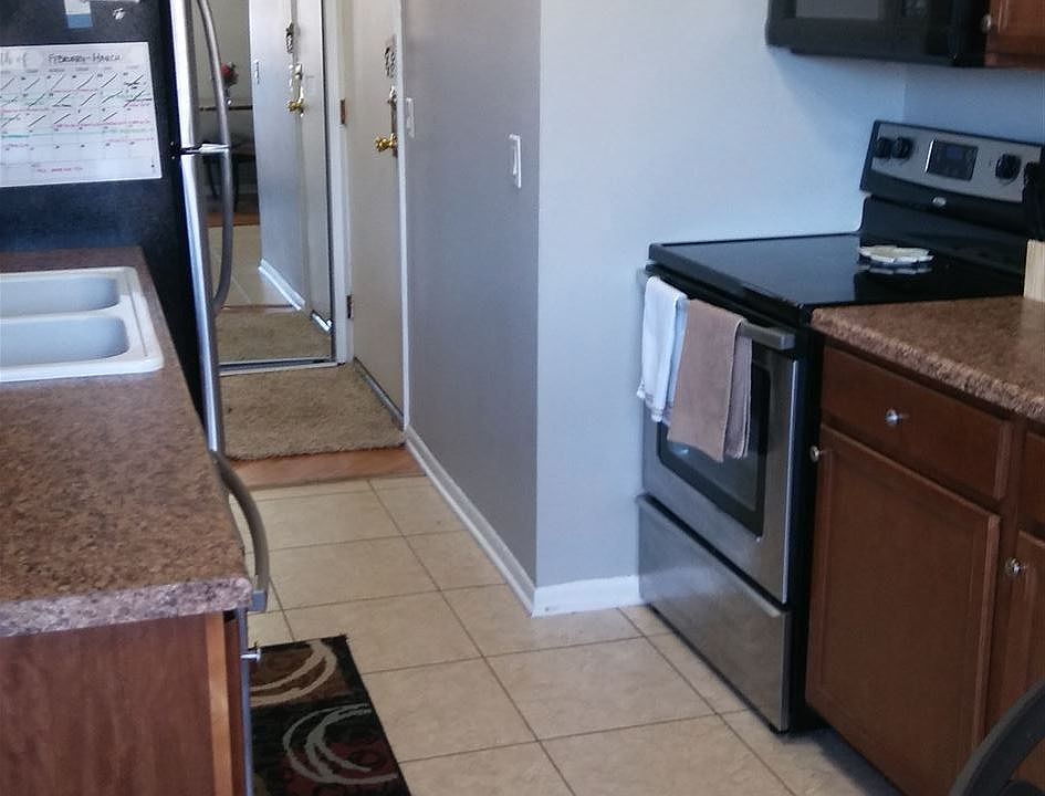1st image of 5605 Lakeside Dr #128-1E