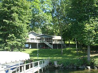 W2959 Hillside Rd, Green Lake, WI 54941