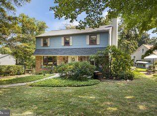 752 Ross Dr, Feasterville Trevose, PA 19053