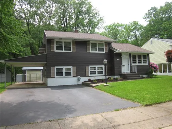 1128 Wagoner Dr, Wilmington, DE 19805