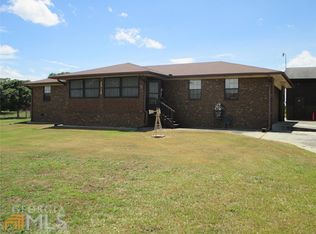 3715 Crest Hwy, Thomaston, GA 30286