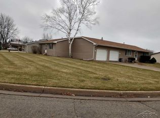 2423 Conley Dr, Saginaw, MI 48603