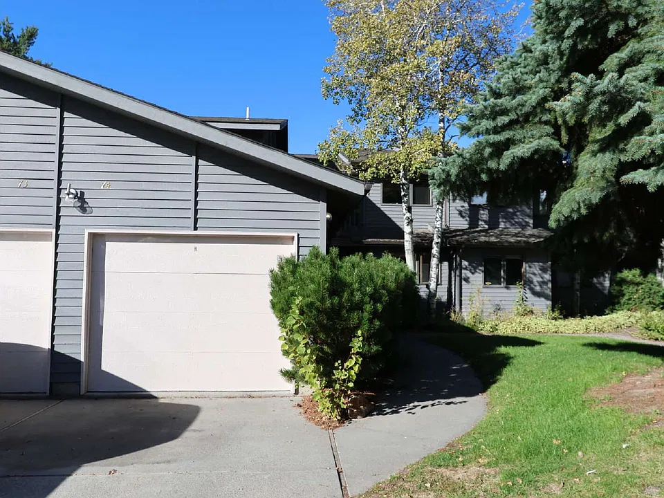 2200 W Dickerson St #74