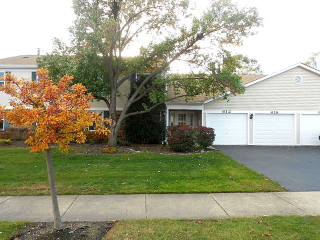 1st image of 610 N Deer Run Dr #610