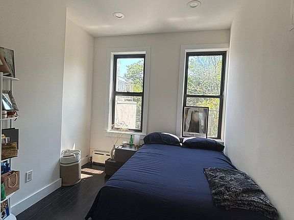 5th image of 88 Clay St APT 4L