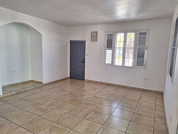 2nd image of 102 Calle Lemay