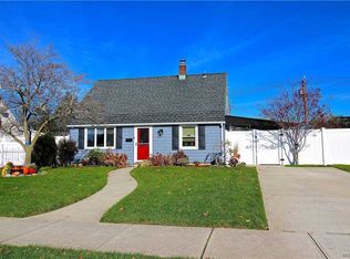 67 Butternut Ln, Levittown, NY 11756