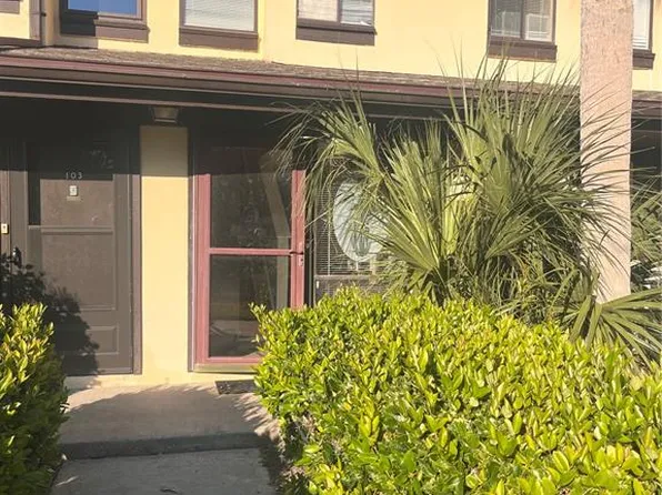 58 Club House Dr APT 104, Palm Coast, FL 32137