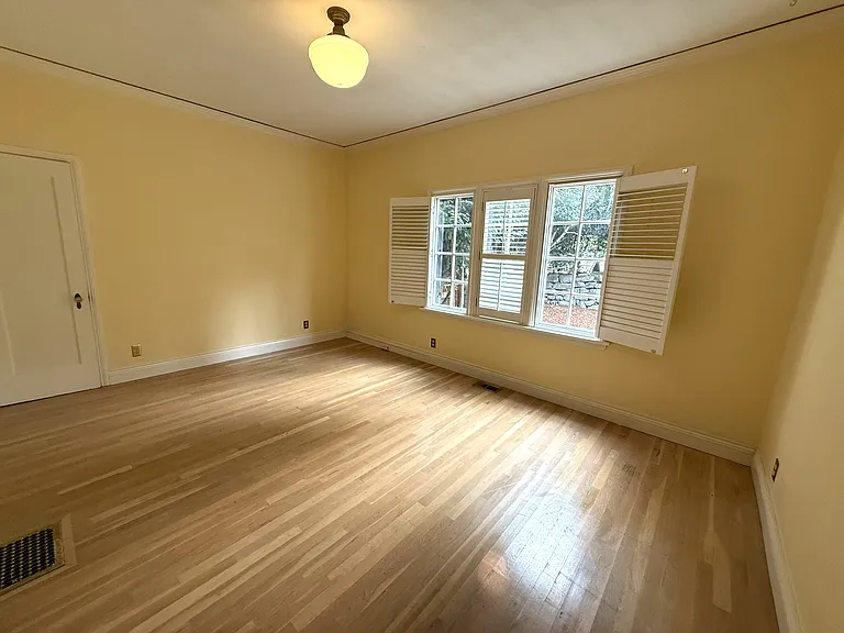 1136 SW Gibbs St #A — Photo 20