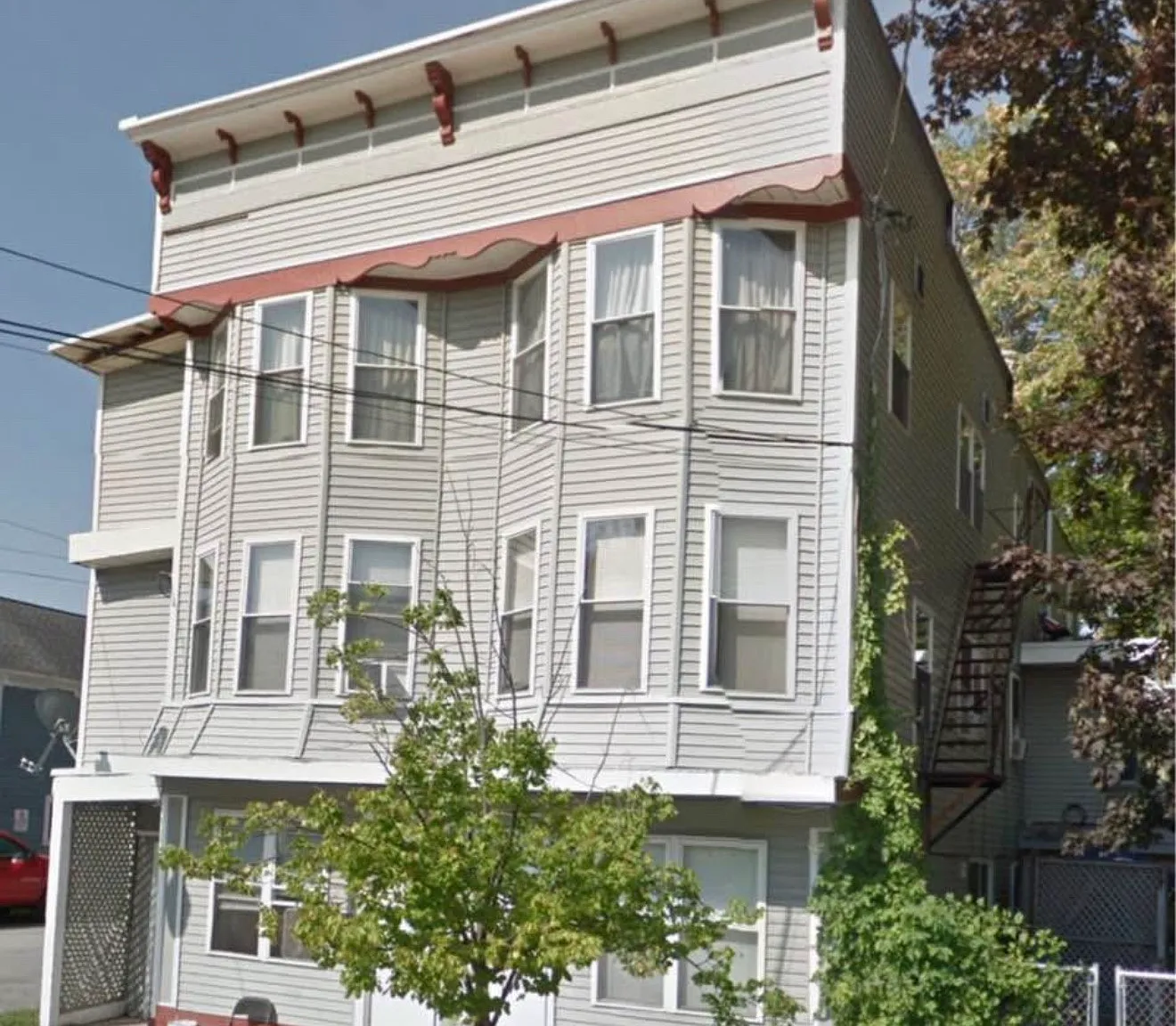 2 bed, $1,250 — Photo 1
