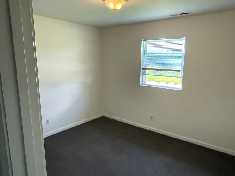 320 Summer St #4 — Photo 2