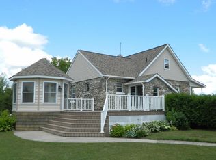 10558 Beaudoin Rd, Hubbard Lake, MI 49747