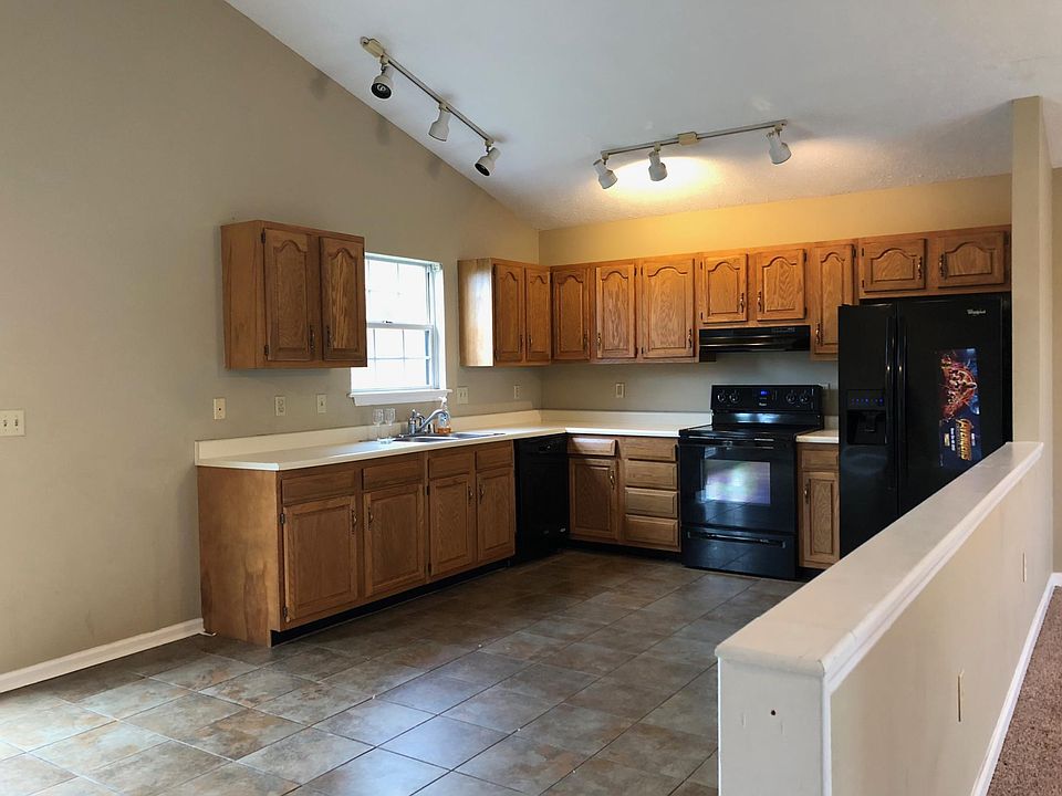215 Brittany Cir, Richmond, KY 40475 Zillow