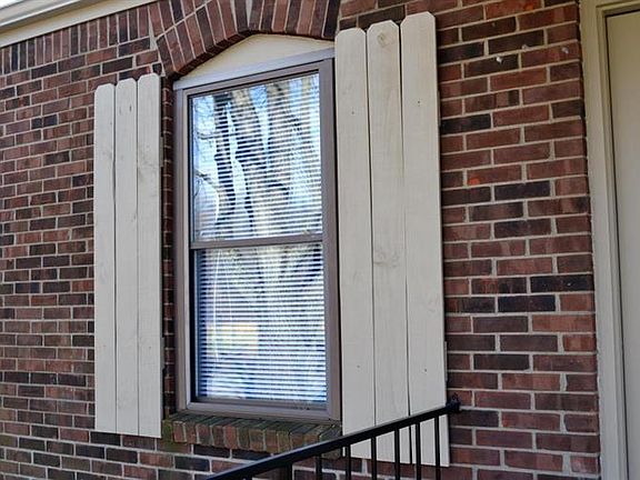 4th image of 9503 Pirouette Ave