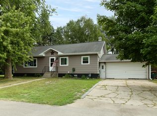 210 3rd Ave NE, Bertha, MN 56437
