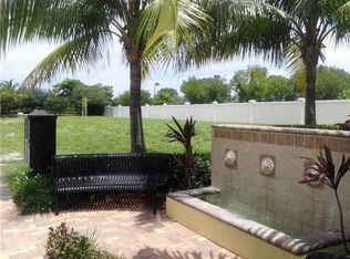 227 N Latitude Cir, Delray Beach, FL 33483
