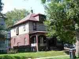 102 Wellington St, Waterloo, IA 50701