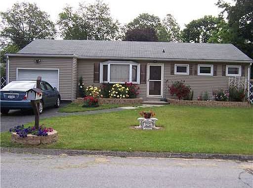 1st image of 4 Donner Dr