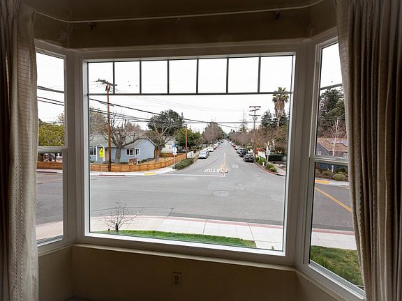5th image of 602 Chiquita Ave #3
