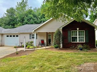 120 Ashwood Ln, Mooresville, NC 28117