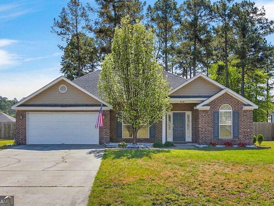 1st image of 219 Cyane Ln