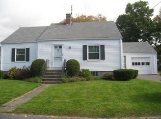 49 Park Ave, Natick, MA 01760