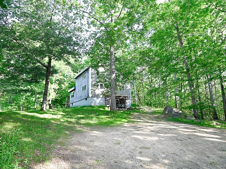 70 Ledge Farm Rd #B — Photo 3