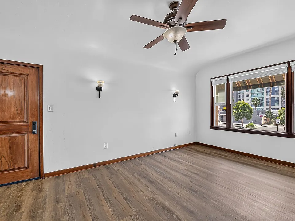 731 East Broadway