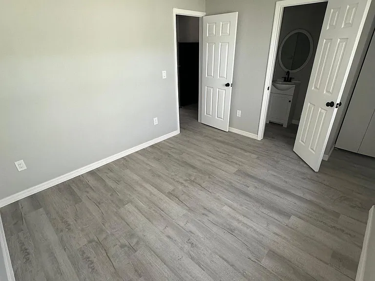 16 W Kelly St #16 — Photo 8