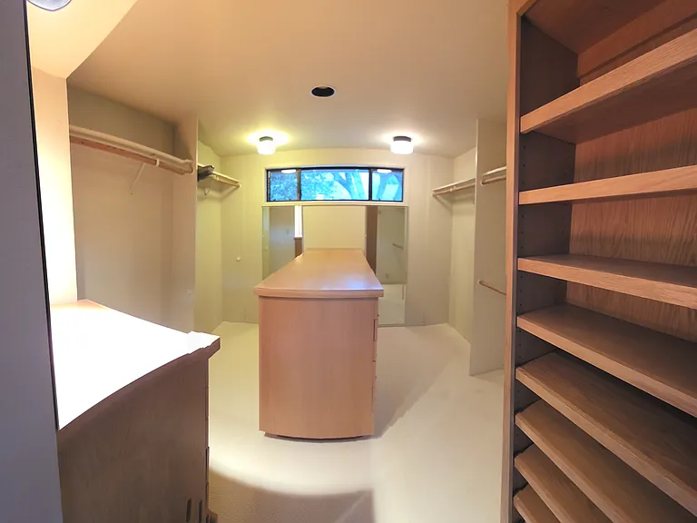 237 N Almenar Dr — Photo 17