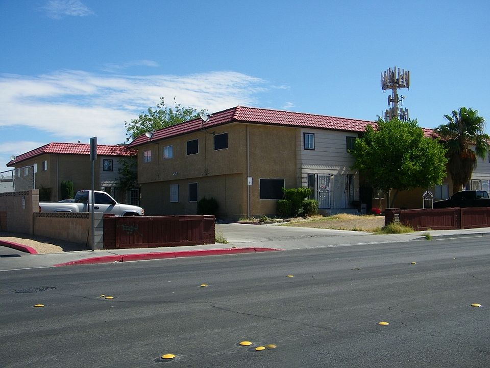 1st image of 2915 Cedar Ave #15D