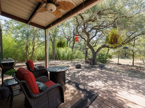 420 Green Acres Dr, Wimberley, TX 78676