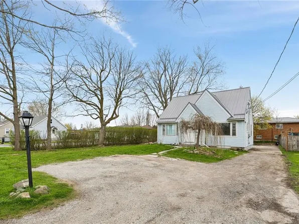 428 Thorold Rd, Welland, ON L3C 3W6
