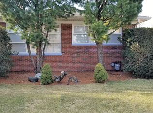 4743 Church St, Skokie, IL 60076