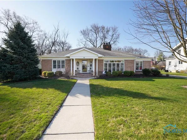 319 Greenlawn Ave, Findlay, OH 45840