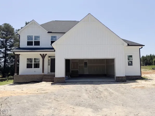 10 Diamond Creek Dr, Zebulon, NC 27597