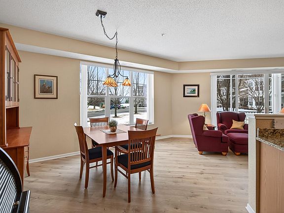 4th image of 100 Clydesdale Trl APT 102