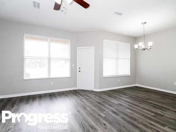 5th image of 1218 Summergate Dr