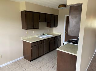 98 Chris Dr, Englewood, OH