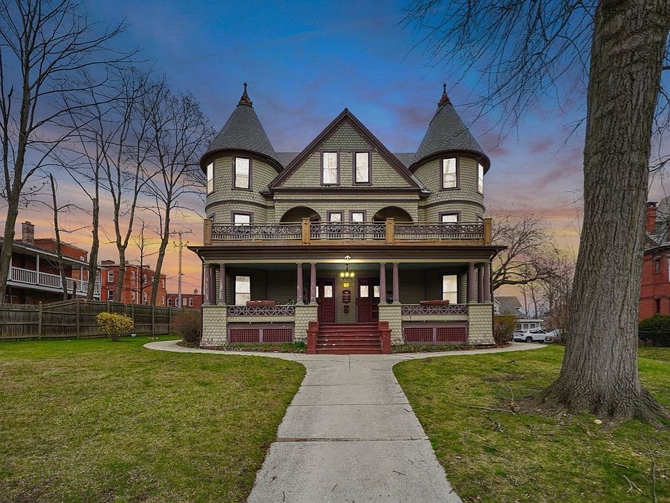1st image of 1137 Dwight St #C