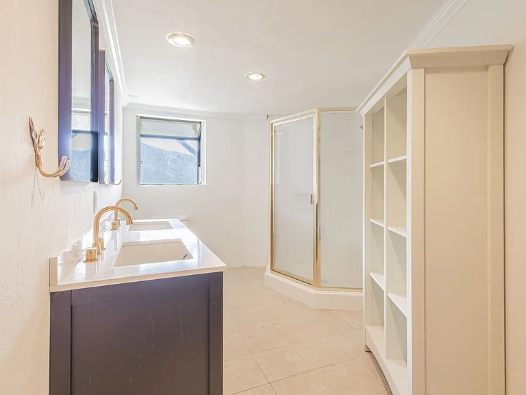 6326 Bluebird Rd — Photo 5