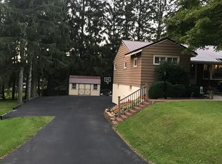 2537 Lyons Rd, Camillus, NY 13031