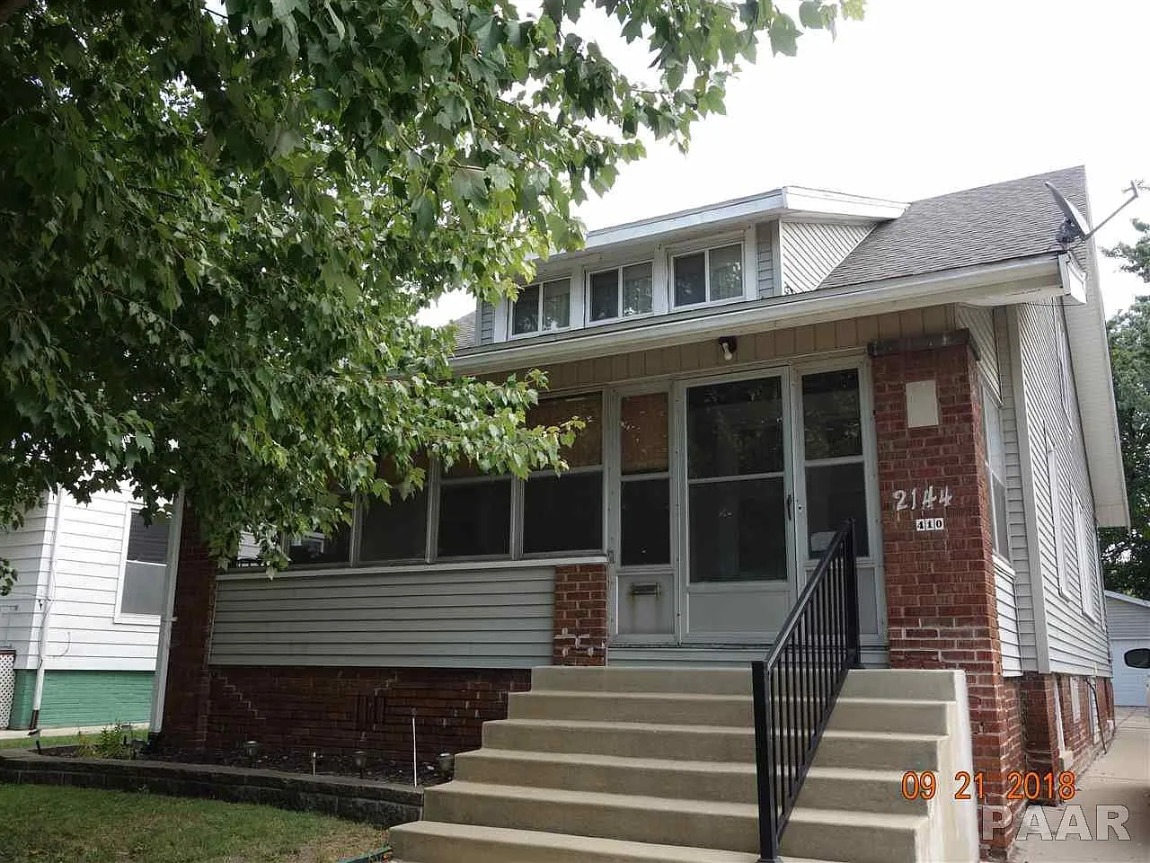 2144 N Maryland Ave photo 1