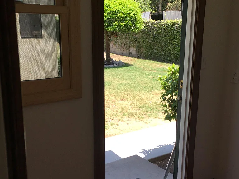 2641 E Orange Grove Blvd — Photo 8